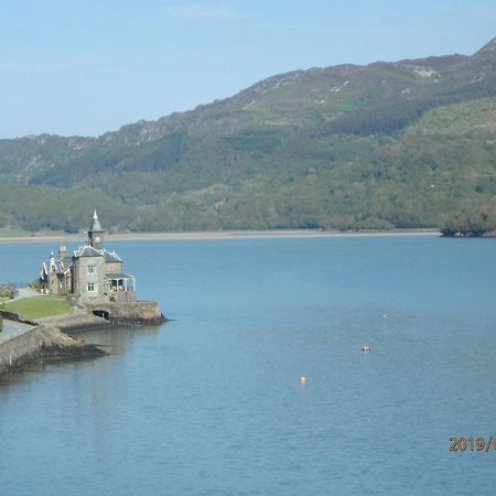 Beach Vista Apartment One In Barmouth Buitenkant foto